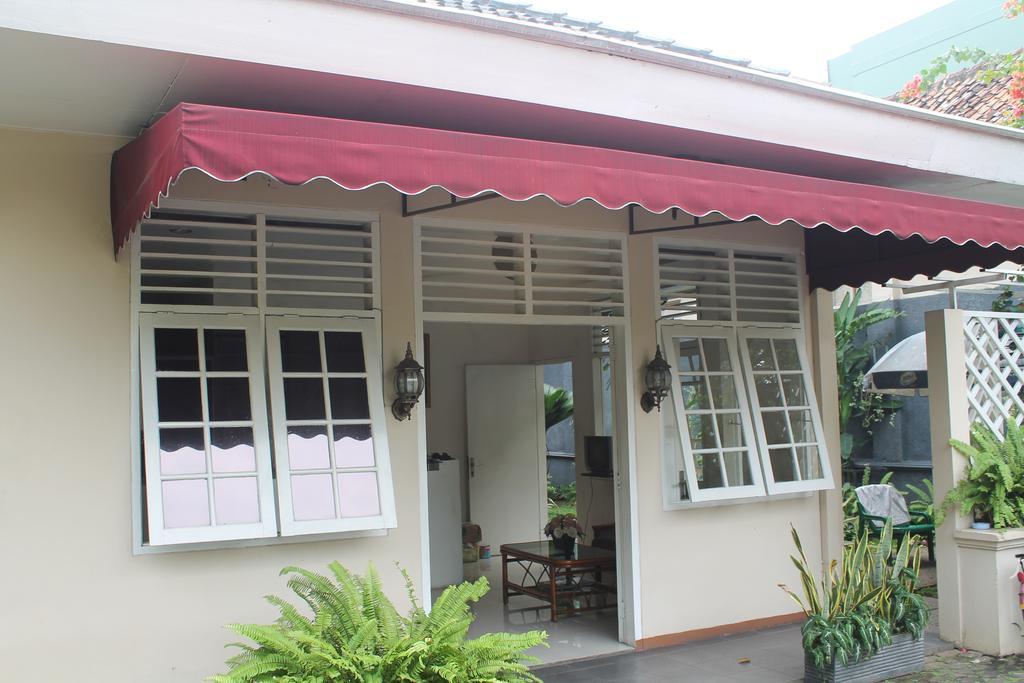 Gondia Guesthouse Jakarta Exteriér fotografie